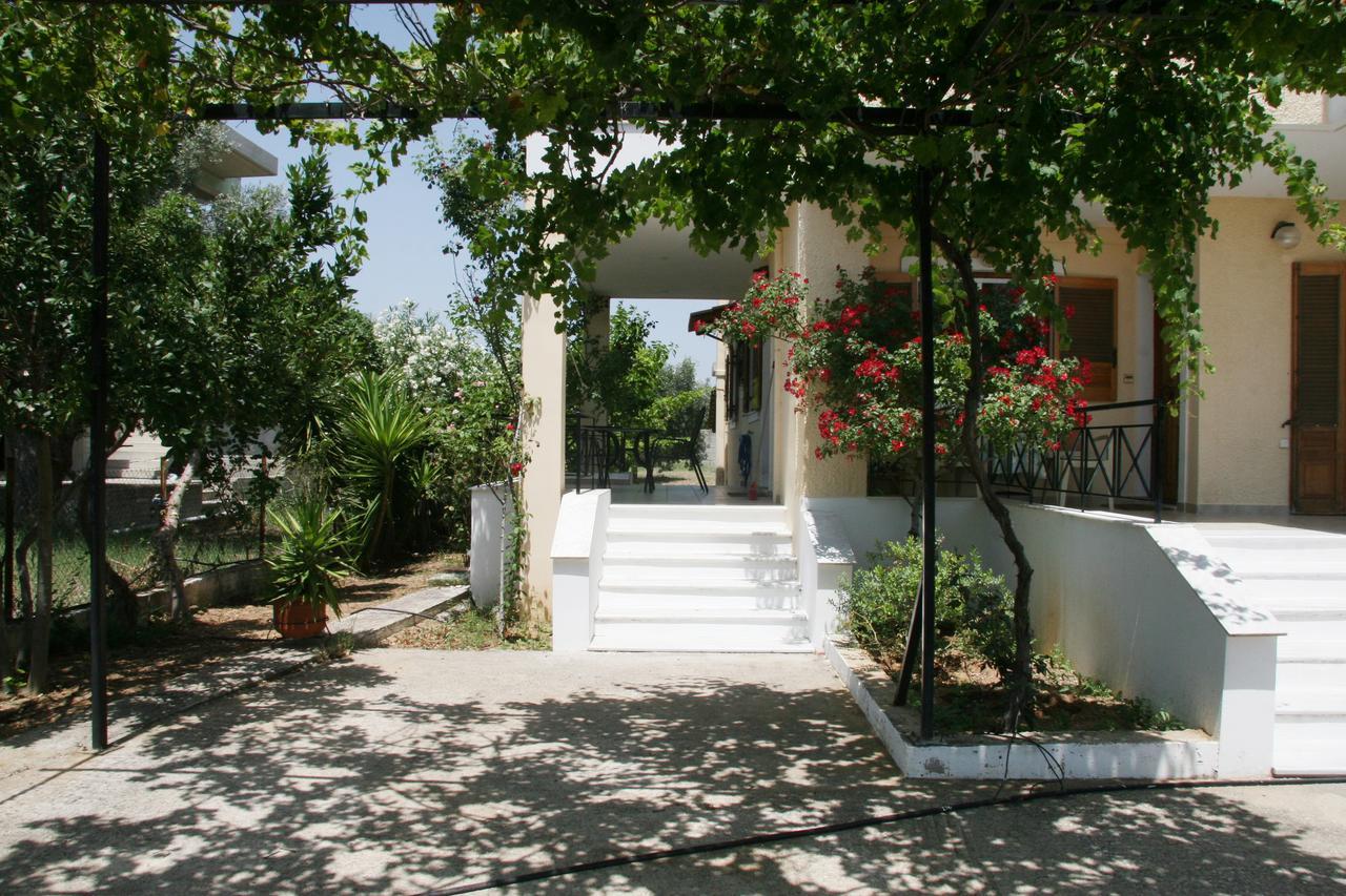 Villa Vlichos Амаринтос Экстерьер фото